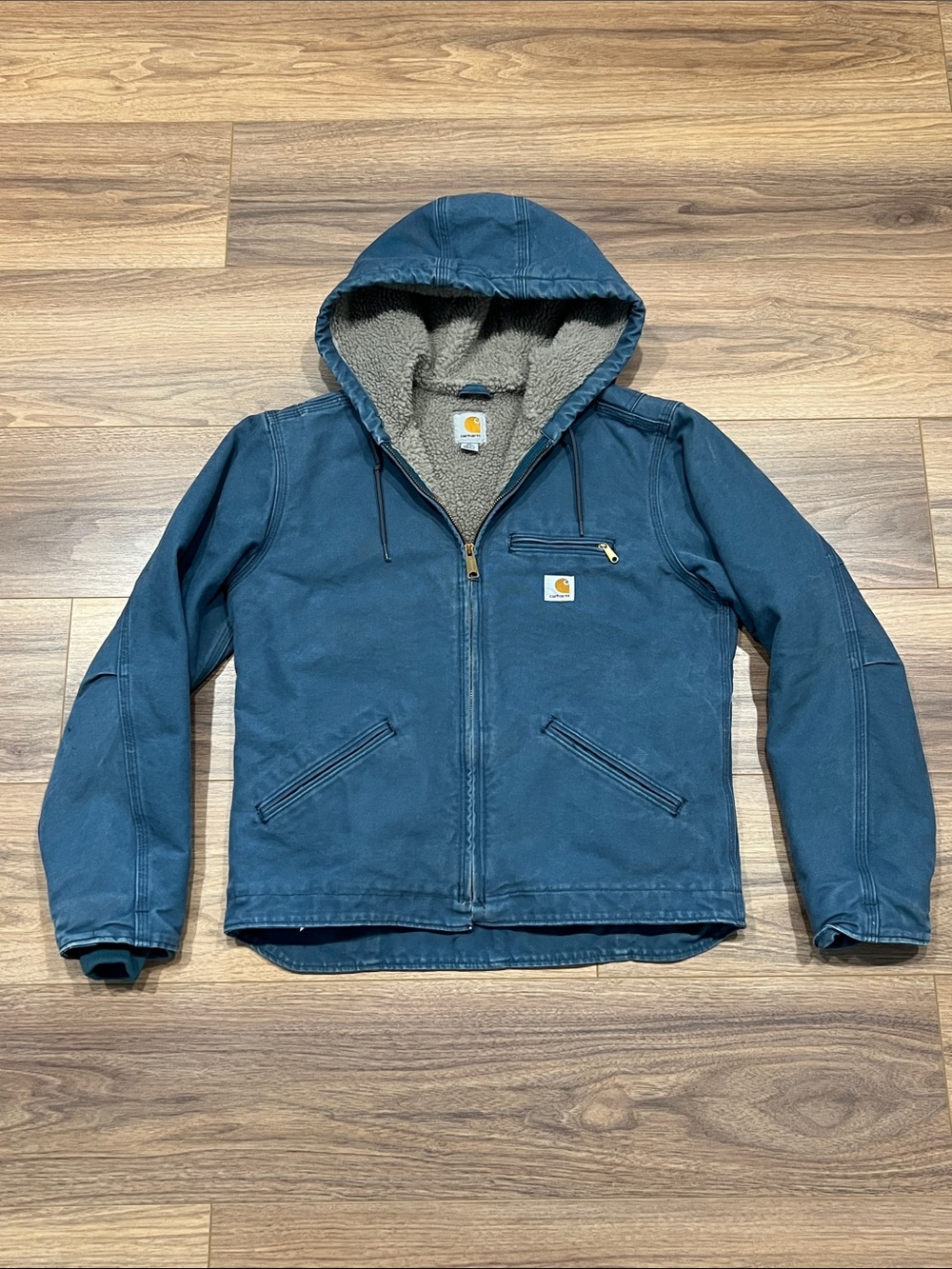 Carhartt Women’s Sierra Jacket WJ141 400 in Dark Indigo Size Medium